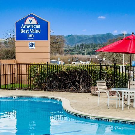 Americas Best Value Inn - Ukiah Bagian luar foto