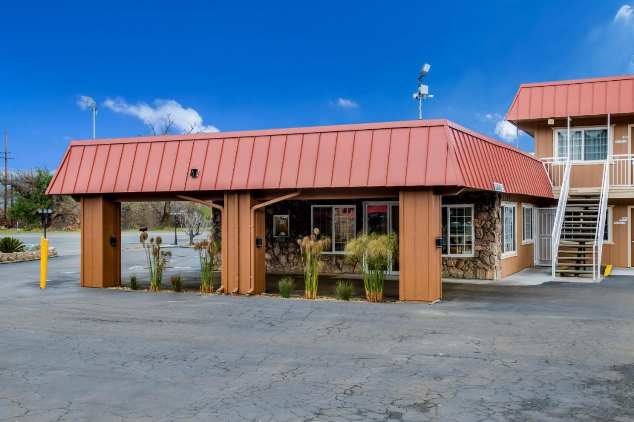 Americas Best Value Inn - Ukiah Bagian luar foto