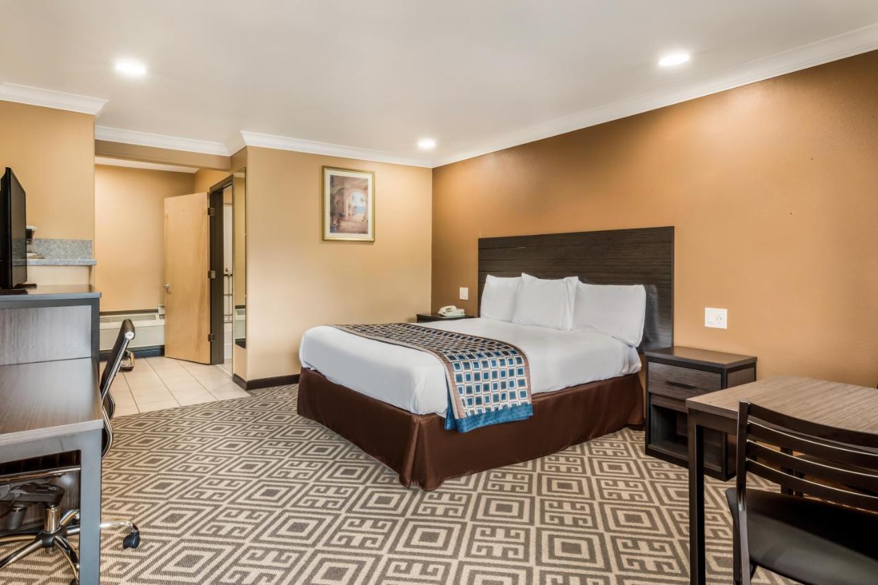 Americas Best Value Inn - Ukiah Bagian luar foto