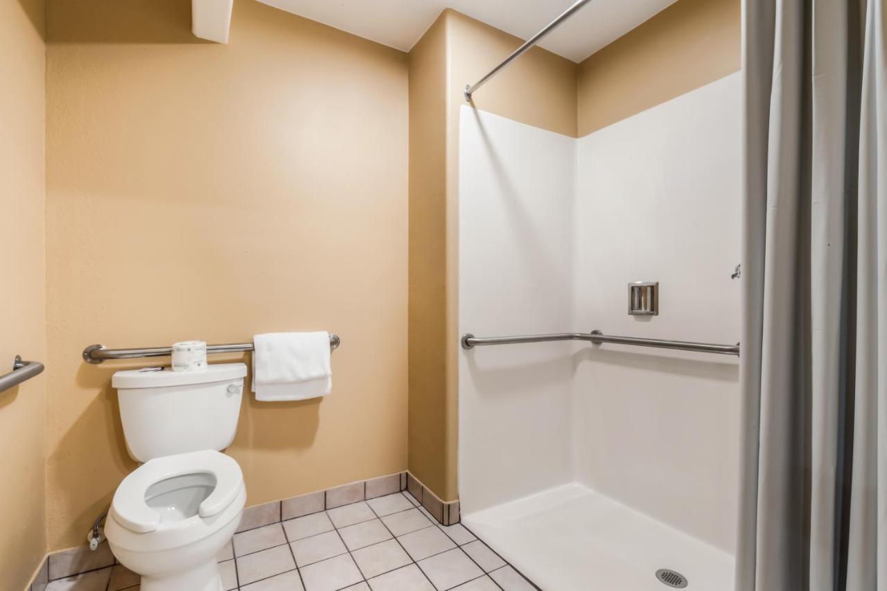Americas Best Value Inn - Ukiah Bagian luar foto