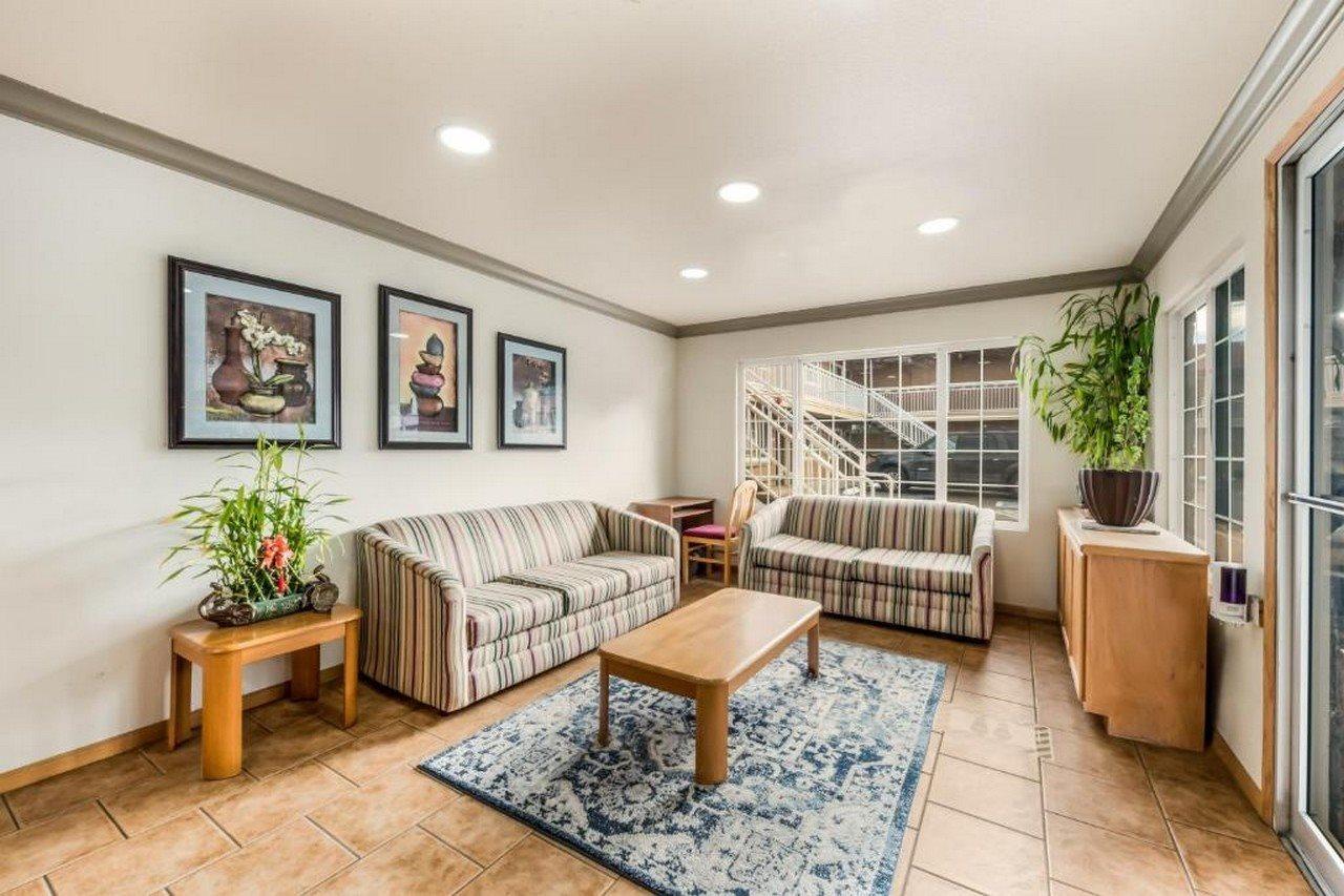 Americas Best Value Inn - Ukiah Bagian luar foto