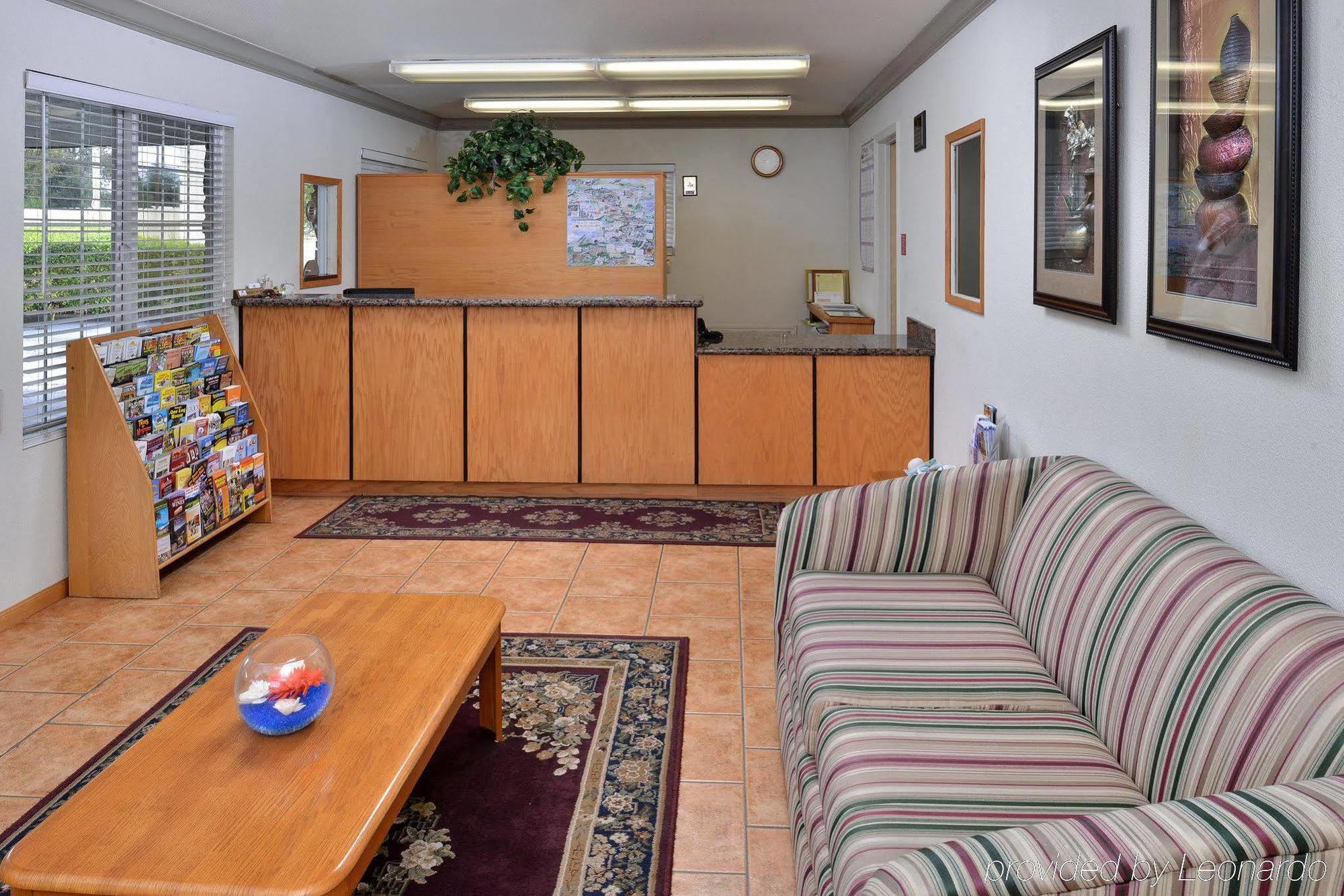 Americas Best Value Inn - Ukiah Bagian luar foto