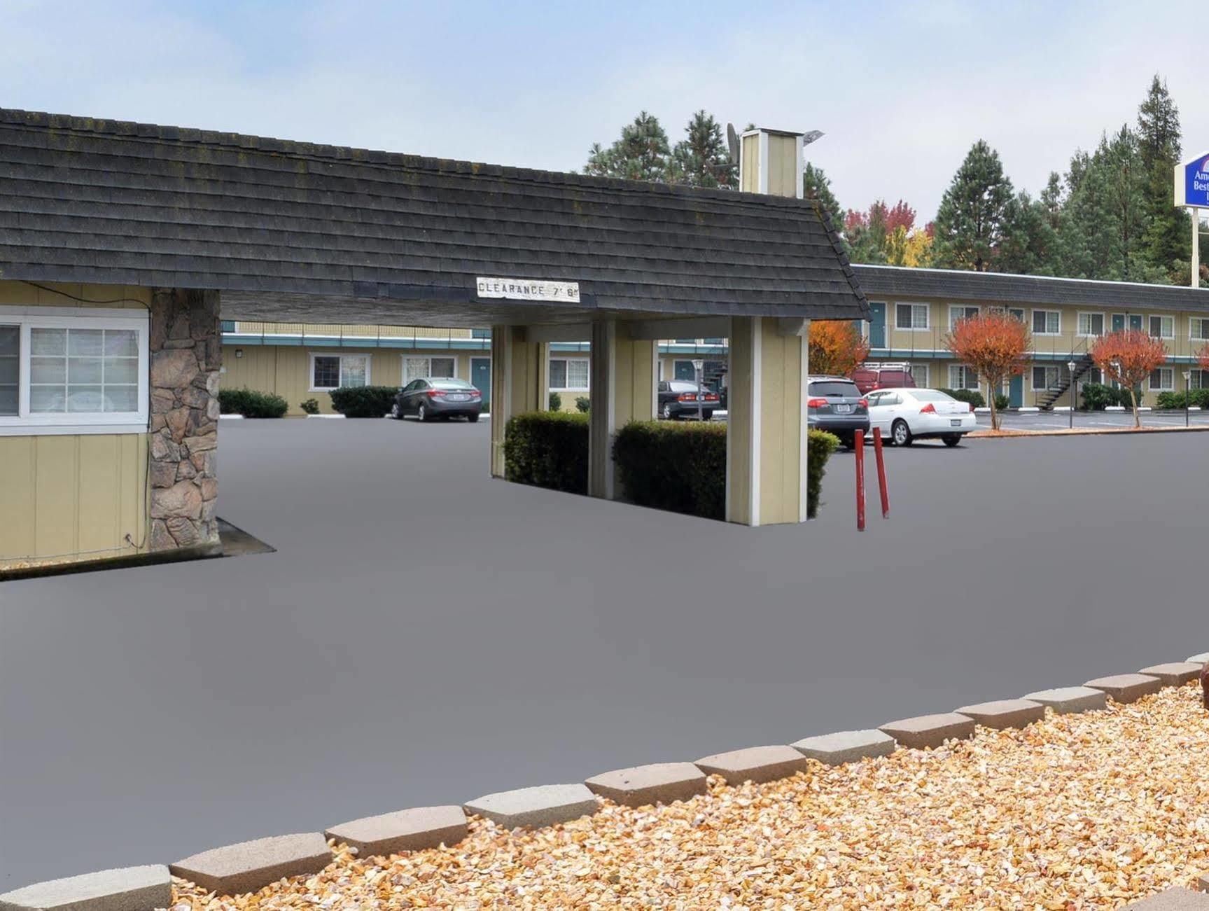Americas Best Value Inn - Ukiah Bagian luar foto